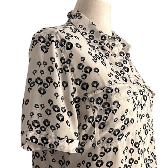 *NWOT* The Loft Women's Black and White Patterned Top | Size M - Picture 3 of 5